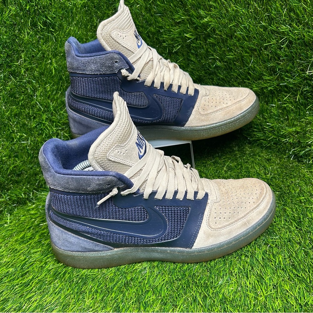 Nike Clean Sweep Sneakers - Picture 1 of 8